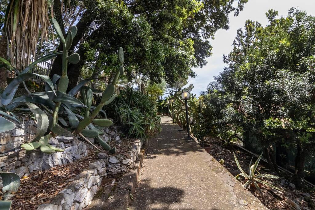 Il Giardino Tra Cielo E Mare Apartment ปอร์โตเวเนเร ภายนอก รูปภาพ